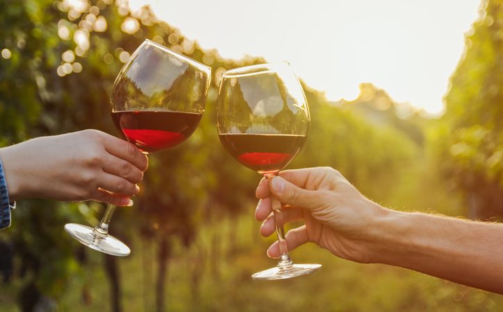 El vino cuida tus dientes